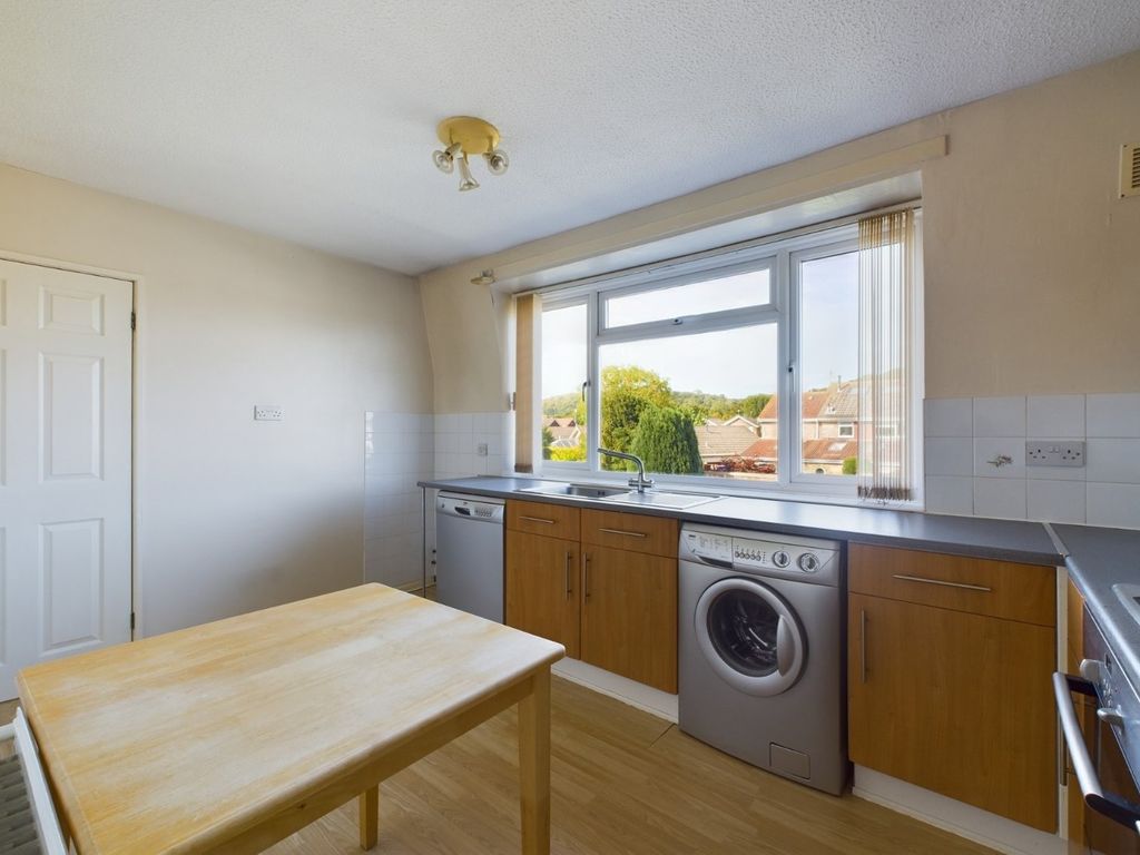 2 bed flat for sale in Cadbury Road, Portishead, Bristol BS20, £150,000