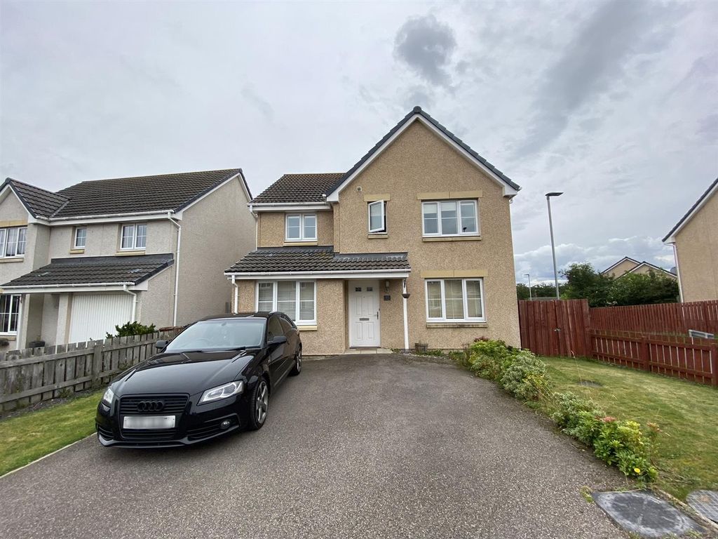 5 bed detached house for sale in Thornhill Drive, Elgin IV30, £265,000