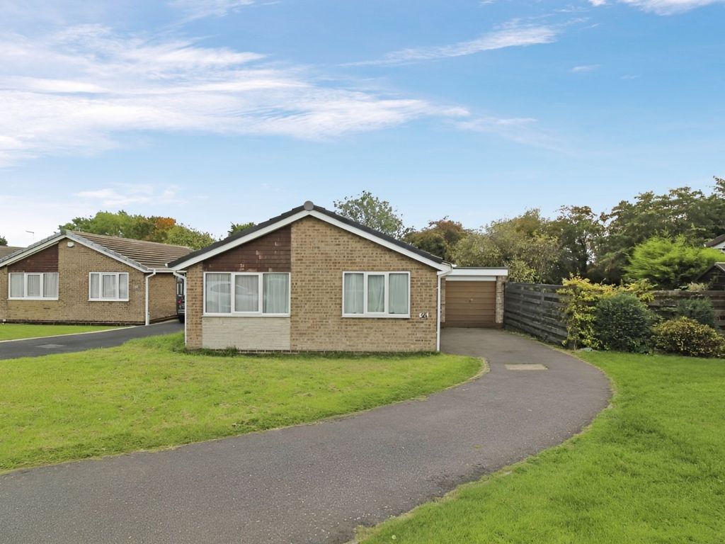 2 bed bungalow for sale in Bowden Avenue, Barlborough, Chesterfield, Derbyshire S43, £180,000