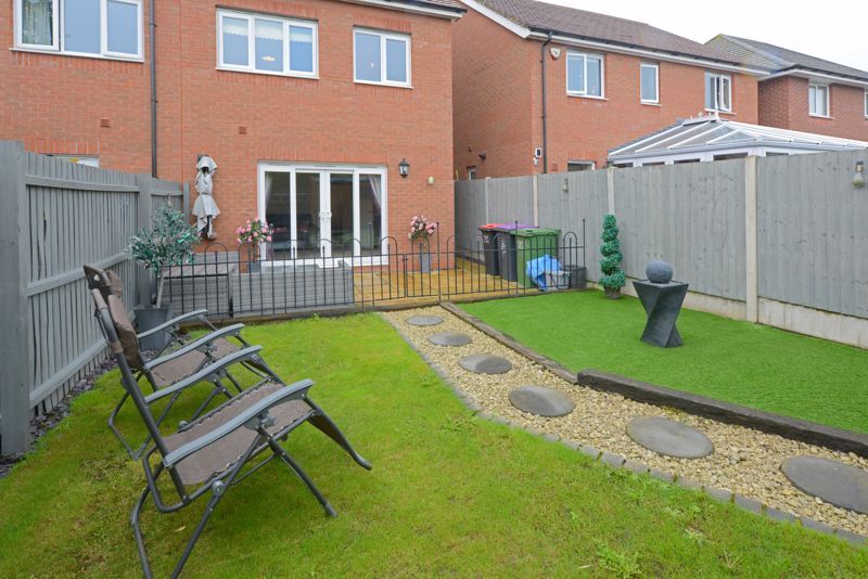 4 bed property for sale in Miller Meadow, Leegomery, Telford TF1, £259,500