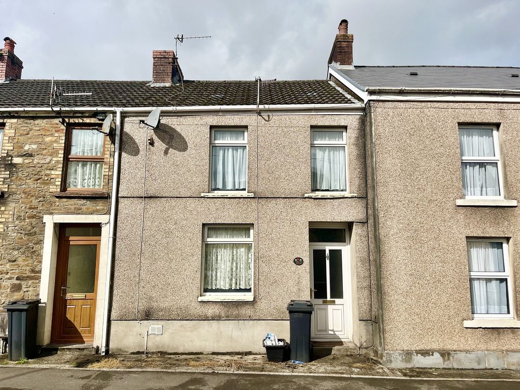 3 bed terraced house for sale in Heol Y Gors, Cwmgors, Ammanford, Carmarthenshire. SA18, £110,000
