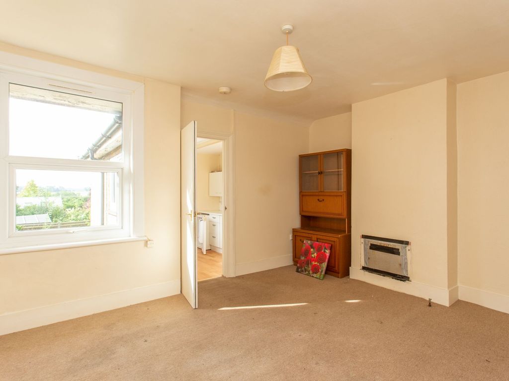 1 bed flat for sale in The Street, Ash CT3, £140,000