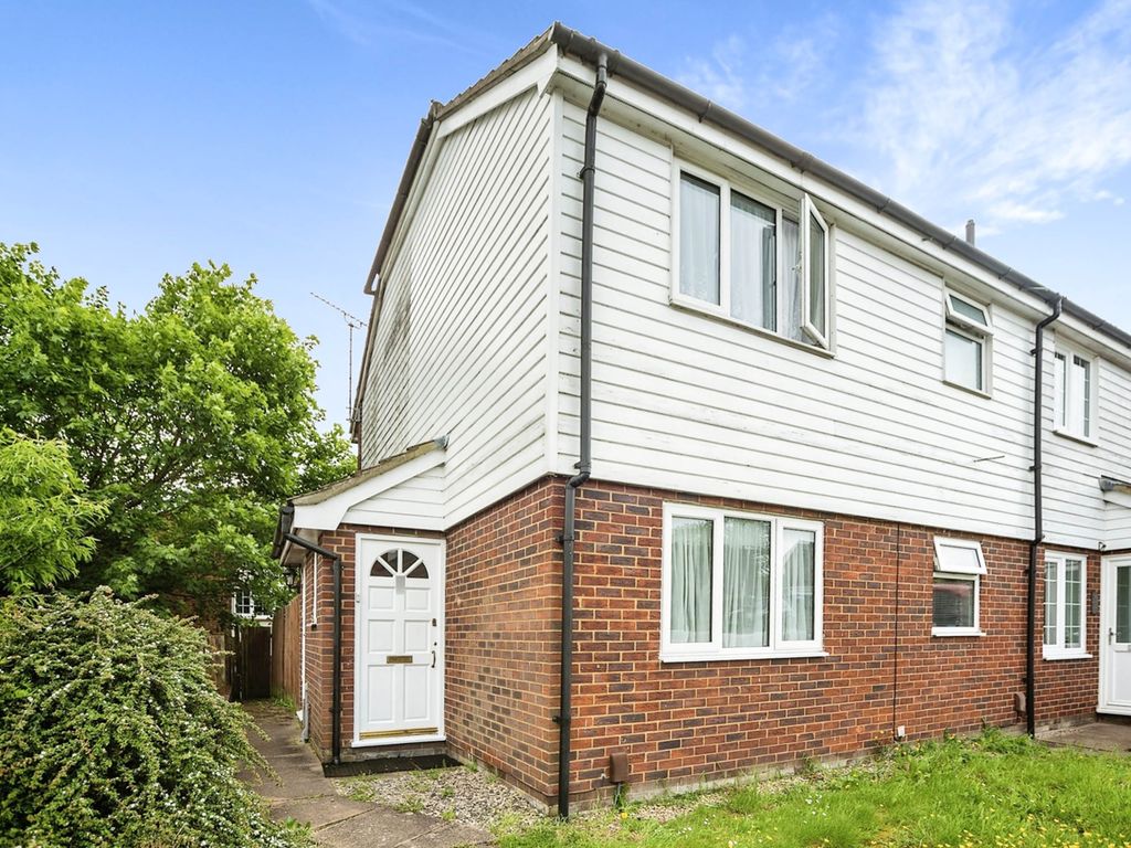 1 bed terraced house for sale in Chiltern Close, Downswood, Maidstone ME15, £180,000