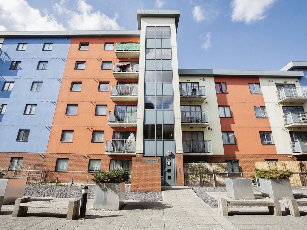 1 bed flat for sale in Spring Place, Barking IG11, £180,000