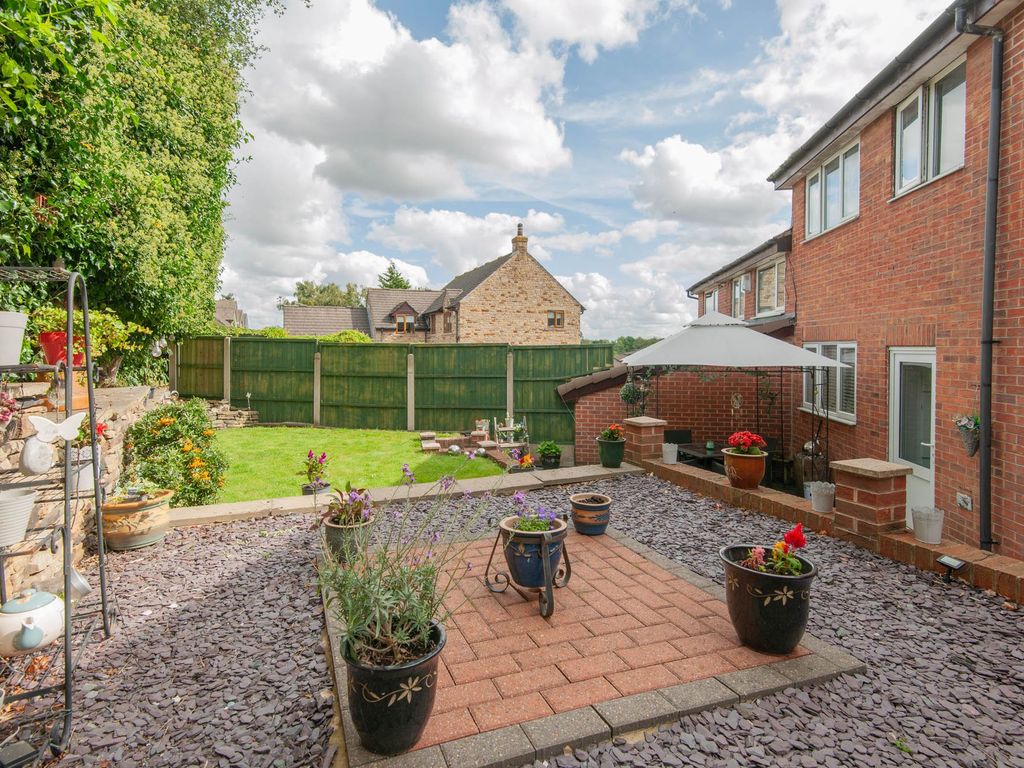 4 bed semi-detached house for sale in Thorpefield Close, Thorpe Hesley S61, £265,000