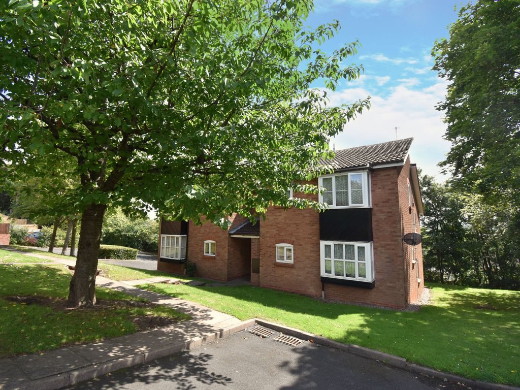 1 bed flat for sale in Ragees Road, Kingswinford, West Midlands DY6, £65,000