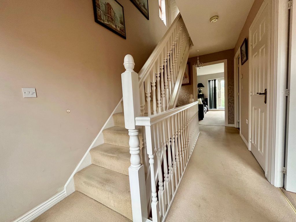 4 bed town house for sale in Sandford Close, Wingate TS28, £145,000