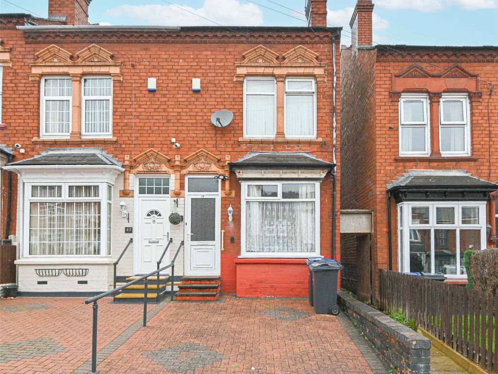 2 bed end terrace house for sale in Ridgeway, Edgbaston, Birmingham, West Midlands B17, £175,000