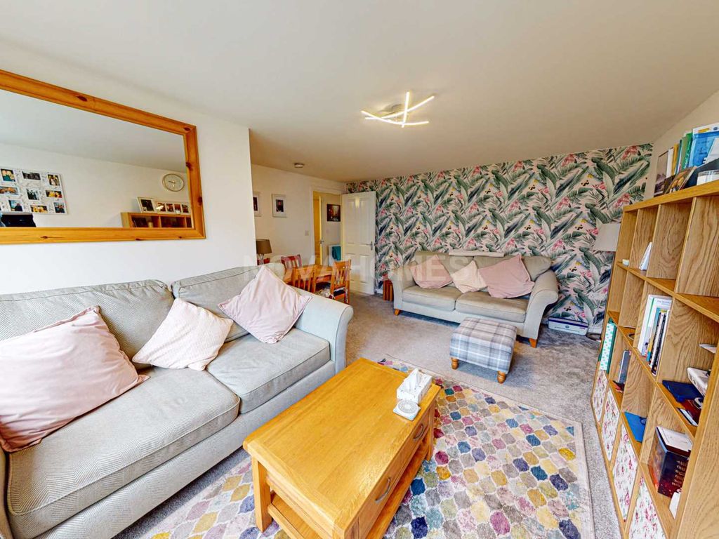 2 bed flat for sale in Beacon Park Road, Beacon Park PL2, £170,000