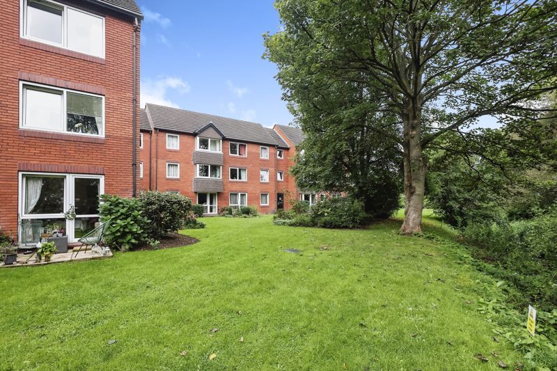 1 bed flat for sale in Homehall House, Sutton Coldfield B72, £99,950