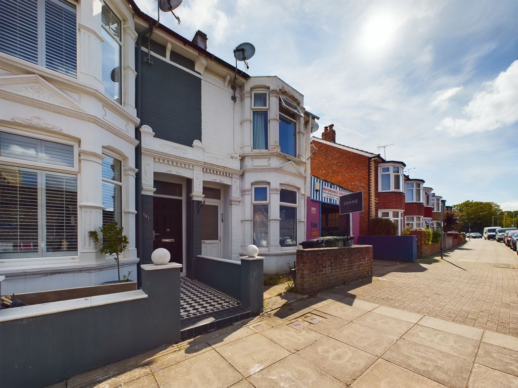 1 bed flat for sale in Milton Road, Portsmouth PO3, £130,000