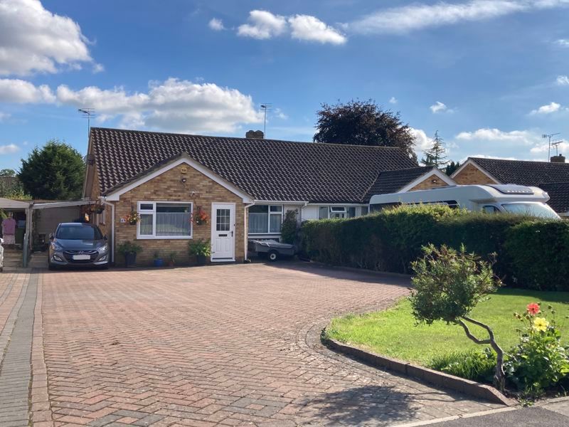 4 bed bungalow for sale in Thorne Lane, Yeovil BA21, £335,000