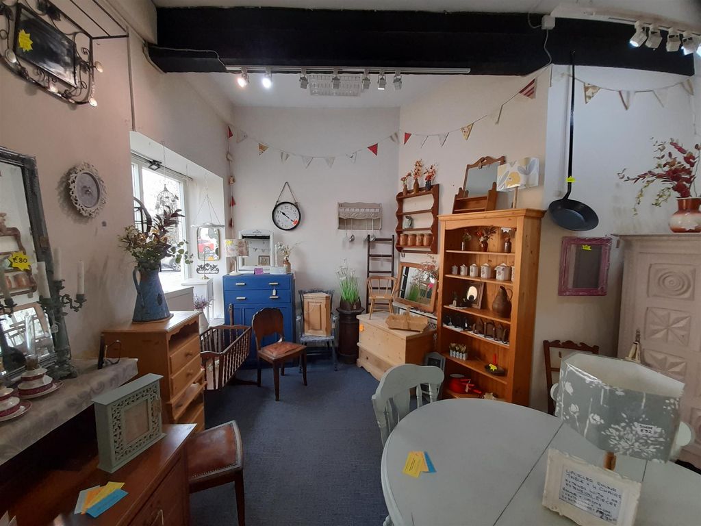 Commercial property for sale in Furnishing & Int Design LS21, Otley, West Yorkshire, £30,000