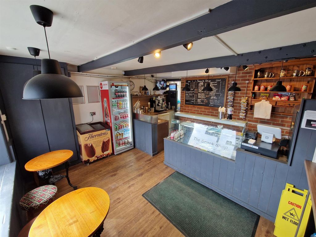 Restaurant/cafe for sale in Cafe & Sandwich Bars BD11, Drighlington, West Yorkshire, £29,950