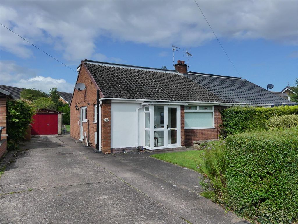 3 bed semi-detached bungalow for sale in Northfield Place, Shavington, Cheshire CW2, £235,000