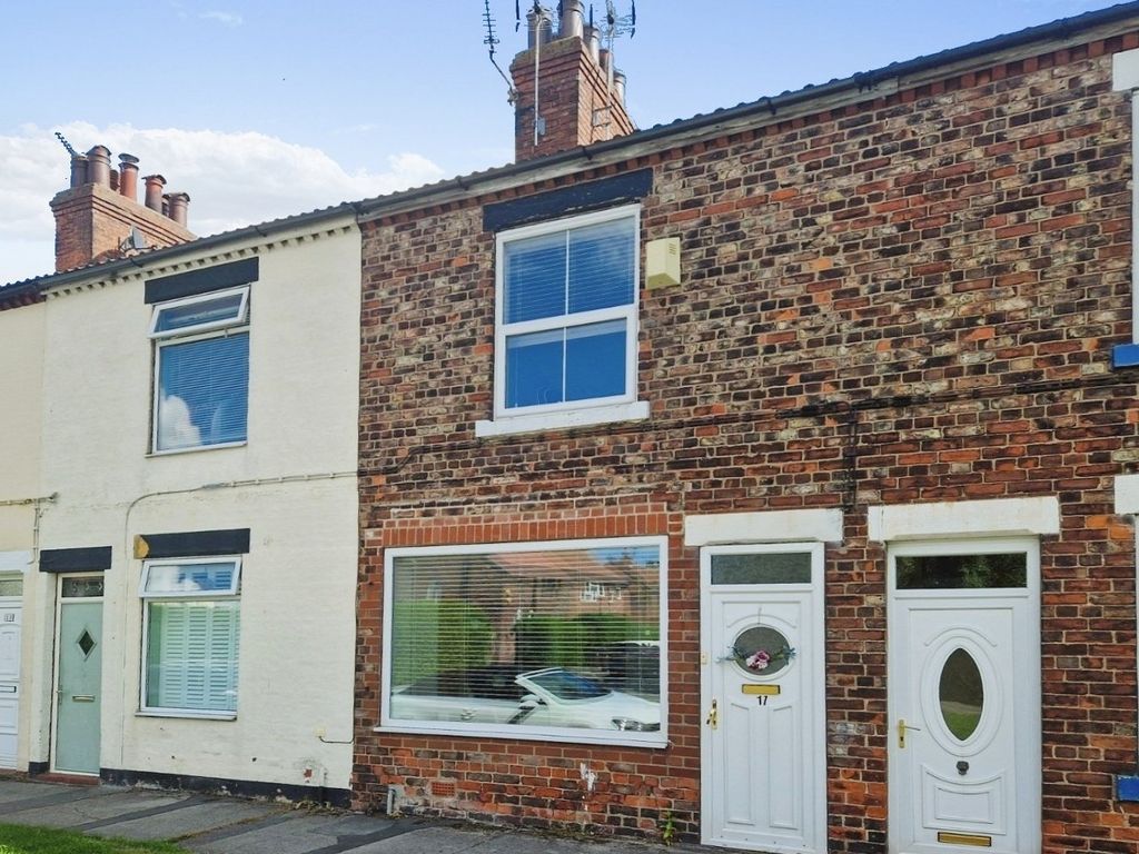 2 bed terraced house for sale in Woodville Terrace, Selby, North Yorkshire YO8, £140,000