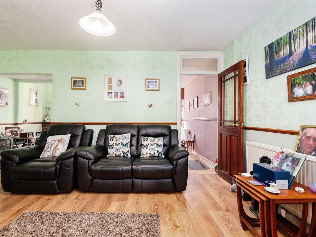 2 bed terraced house for sale in Moreton Street, Gloucester GL1, £185,000