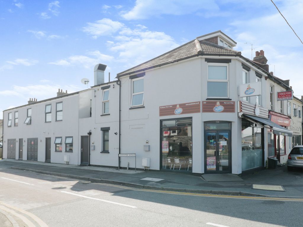 Retail premises for sale in Southend Road, Rochford SS4, £740,000