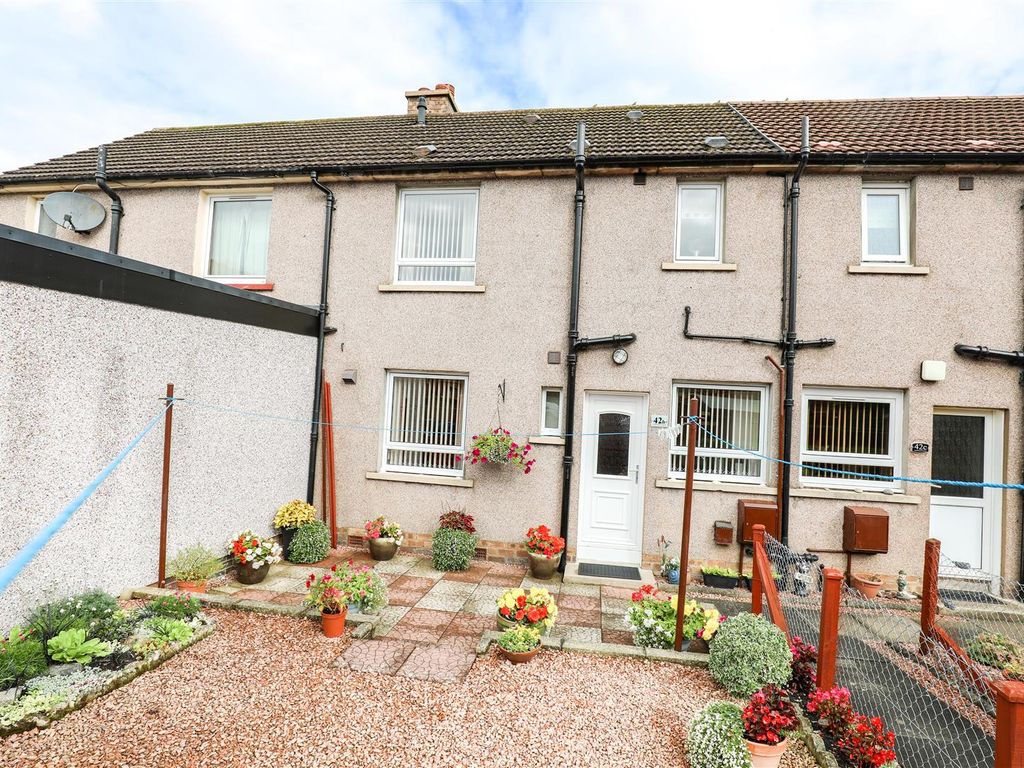 2 bed terraced house for sale in Robertson Crescent, Newburgh, Cupar KY14, £109,995