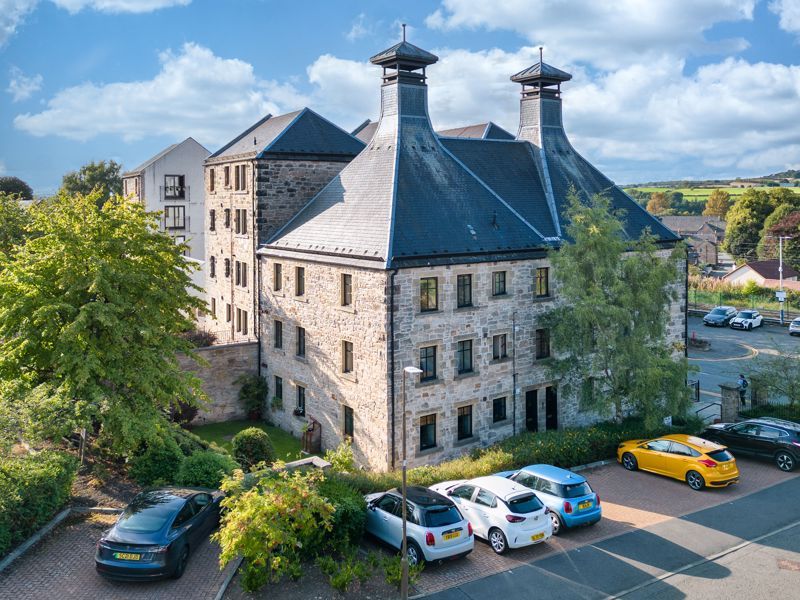 2 bed flat for sale in St. Magdalenes, Linlithgow EH49, £215,000
