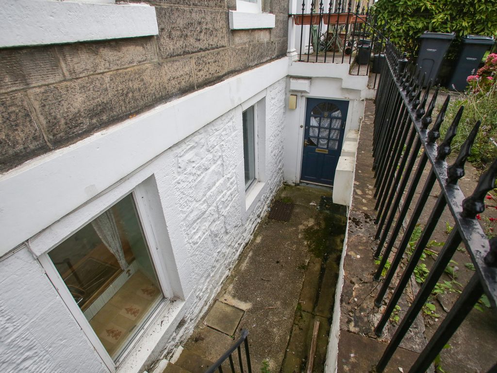 1 bed flat for sale in 51 (Garden Flat) Portland Street, Leith, Edinburgh EH6, £171,000