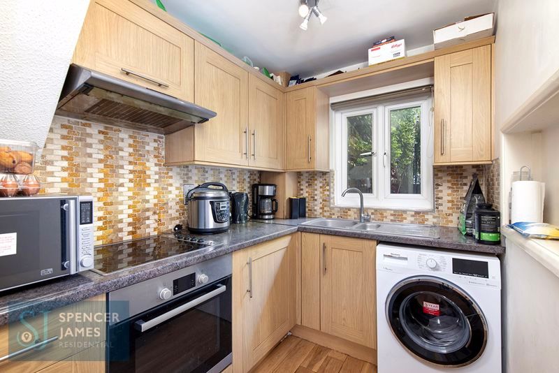 1 bed terraced house for sale in Alestan Beck Road, Beckton E16, £315,000