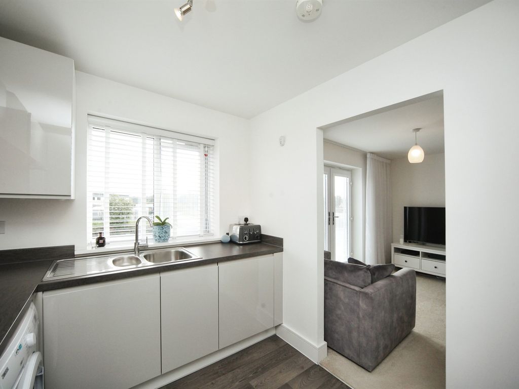 1 bed flat for sale in Apple Tree Close, Norton Fitzwarren, Taunton TA2, £140,000