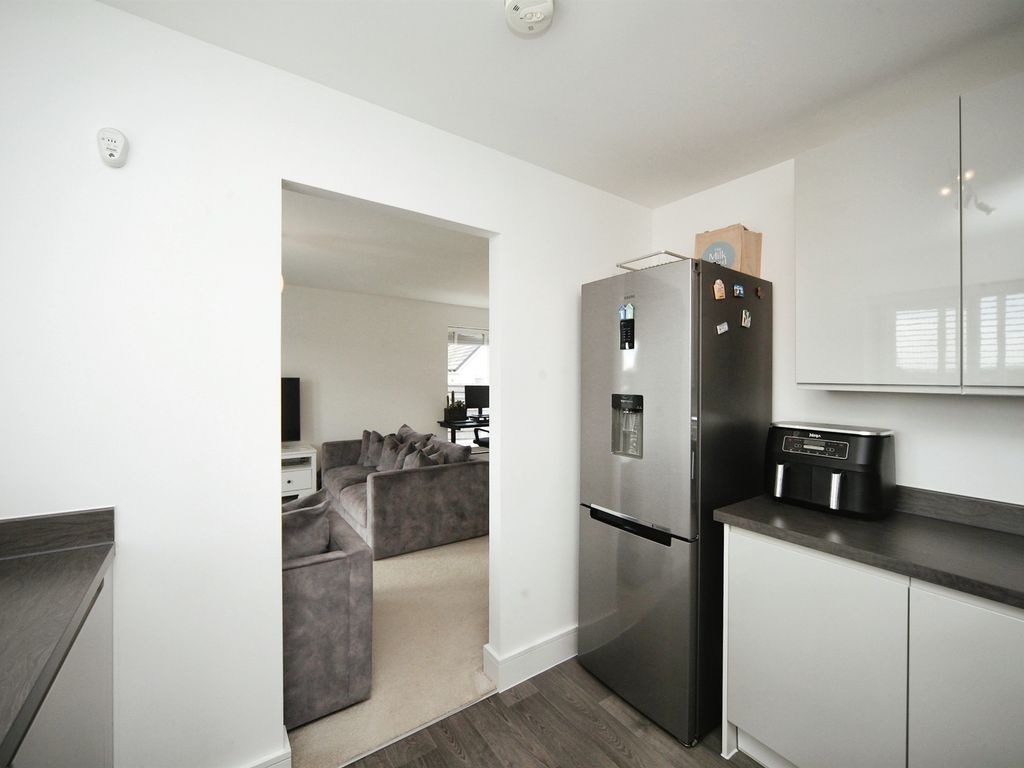 1 bed flat for sale in Apple Tree Close, Norton Fitzwarren, Taunton TA2, £140,000