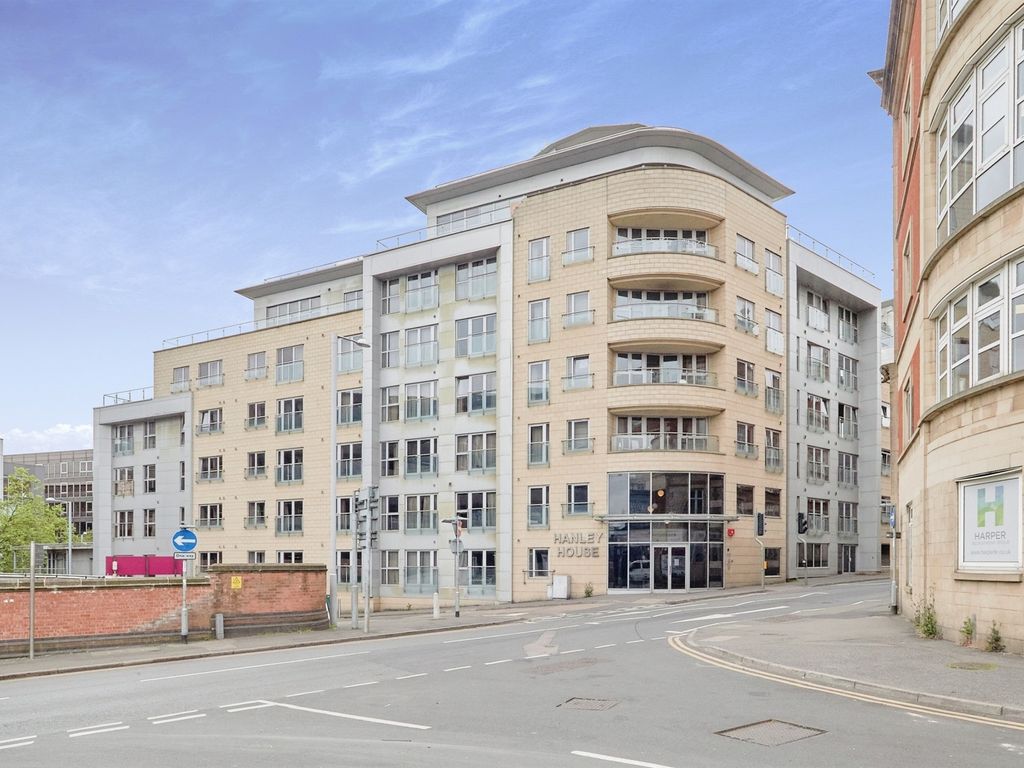2 bed flat for sale in Hanley Street, Nottingham NG1, £240,000