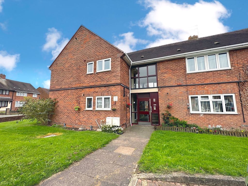 1 bed flat for sale in Coppice Close, Ashmore Park, Wolverhampton WV11, £95,000