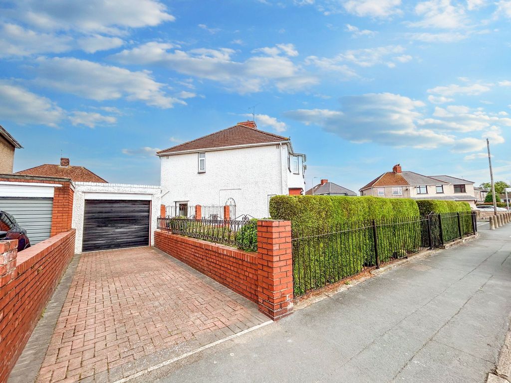 3 bed semi-detached house for sale in Liswerry Road, Newport NP19, £230,000