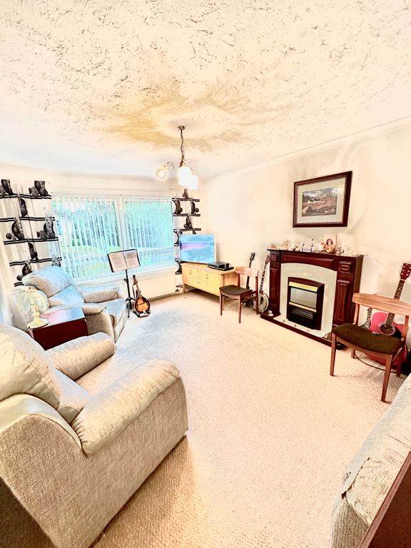 2 bed bungalow for sale in Ochilmount, Stirling FK7, £195,000