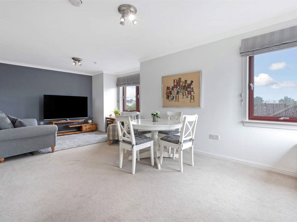 2 bed flat for sale in Bogend Road, Bannockburn, Stirling, Stirlingshire FK7, £135,000