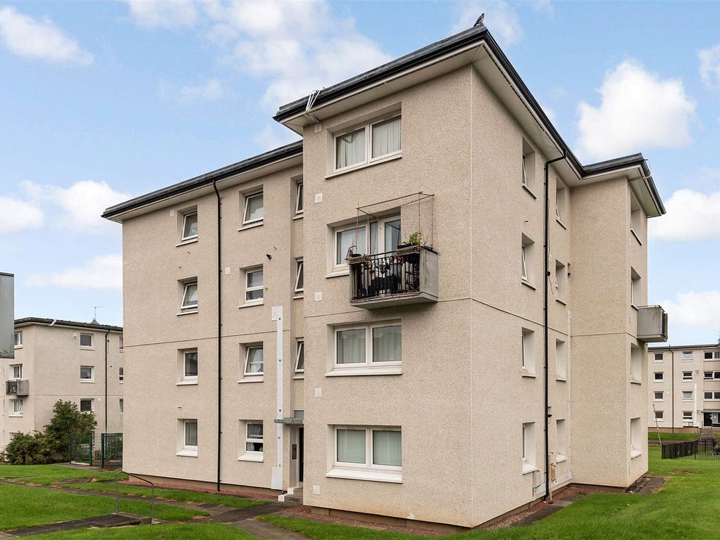 2 bed flat for sale in Fernhill Road, Rutherglen, Glasgow G73, £75,000