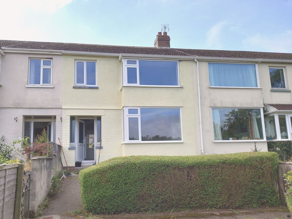 3 bed terraced house for sale in Highland Close, Torquay TQ2, £245,000