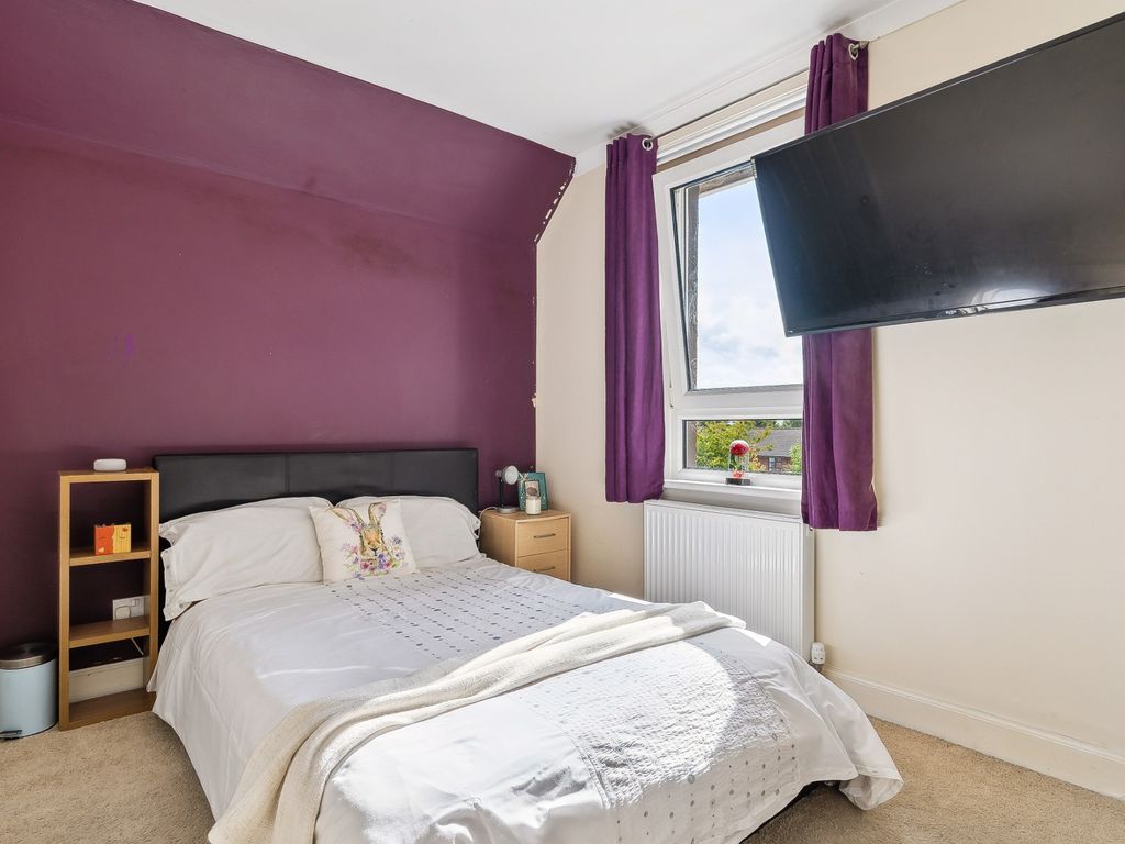 2 bed flat for sale in Old Edinburgh Road, Uddingston, Lanarkshire G71, £80,000
