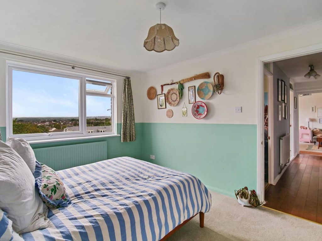 2 bed flat for sale in Benwick Court, Croydon Road, London SE20, £270,000