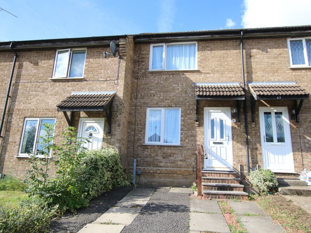1 bed terraced house for sale in Yew Tree Rise, Ipswich IP8, £169,995