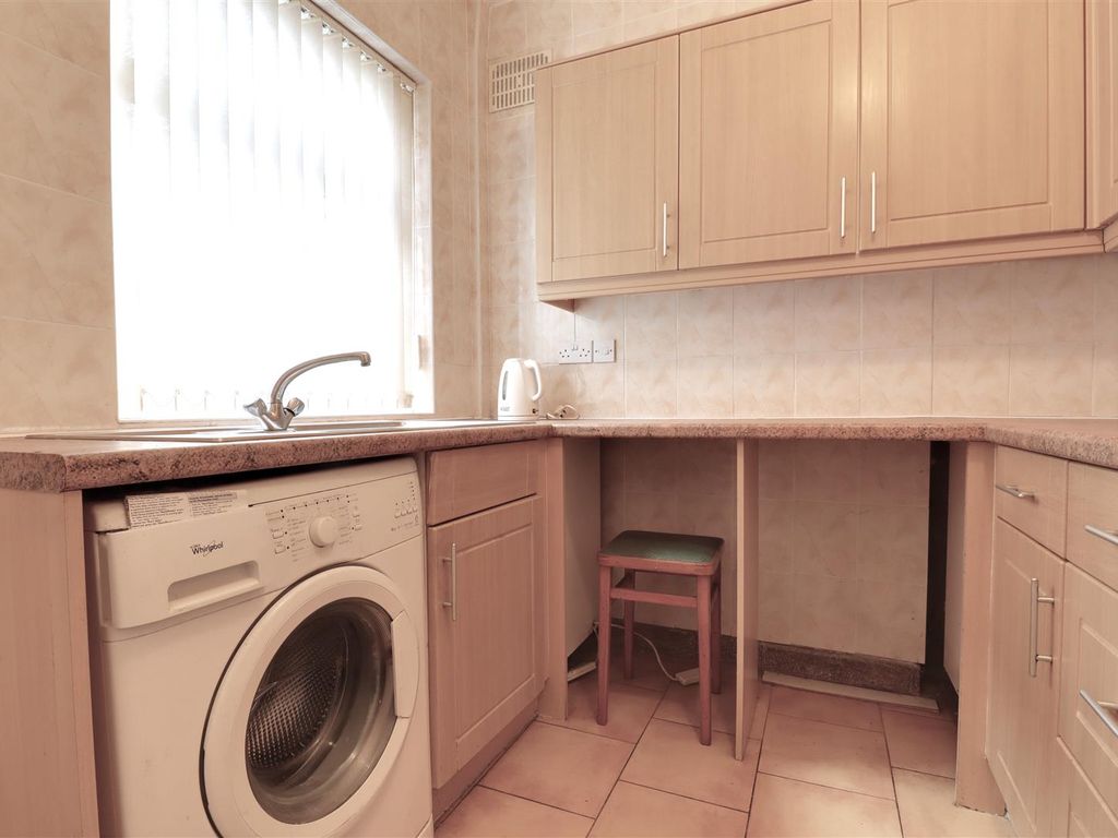 2 bed terraced house for sale in West Street, Crewe CW1, £96,000