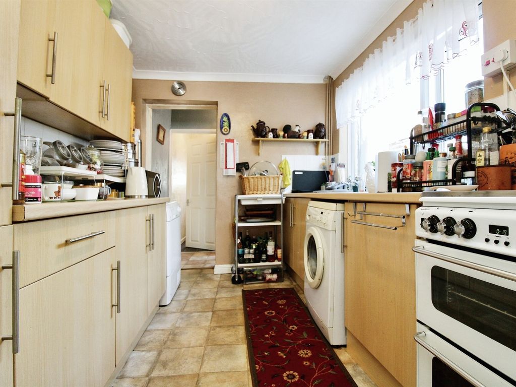 3 bed terraced house for sale in Vale Street, Barry CF62, £175,000