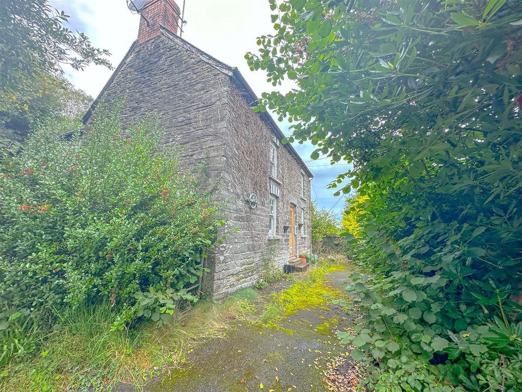3 bed cottage for sale in Abercych, Boncath SA37, £179,950