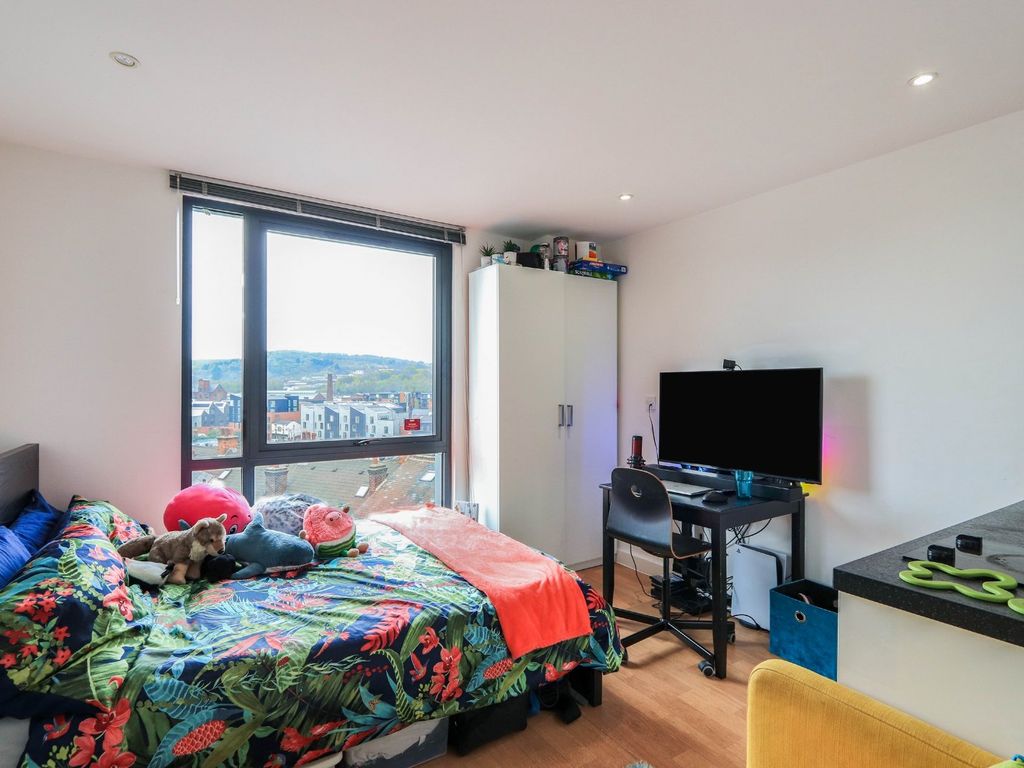 1 bed flat for sale in Furnace Hill, Sheffield, South Yorkshire S3, £36,000