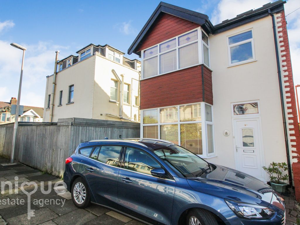 3 bed detached house for sale in The Crescent, Blackpool FY4, £120,000