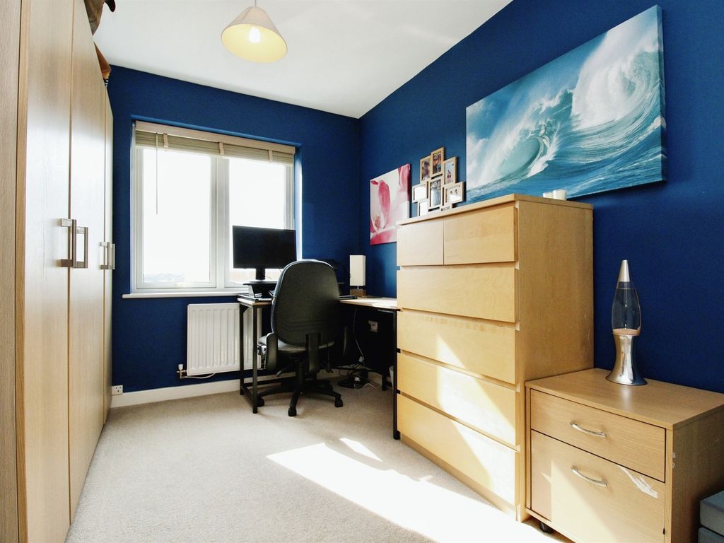 2 bed flat for sale in Trem Elai, Penarth CF64, £240,000