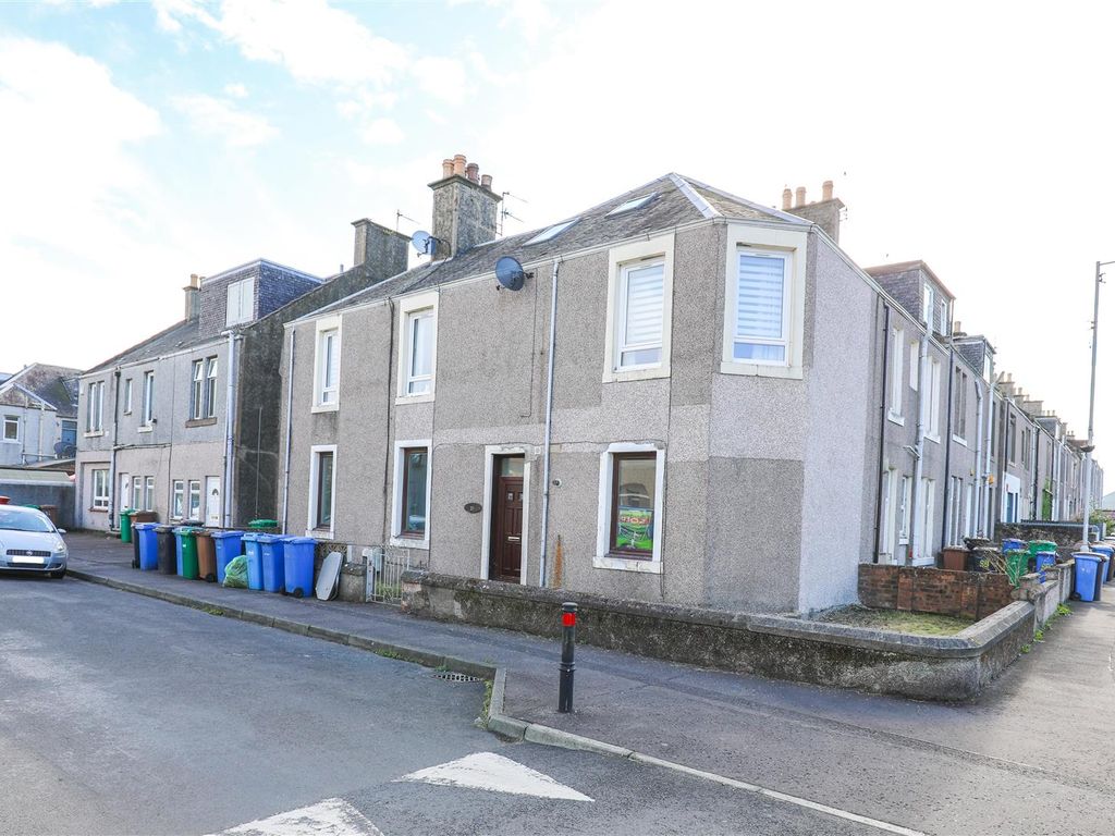 2 bed flat for sale in Patterson Street, Methil, Leven KY8, £36,995