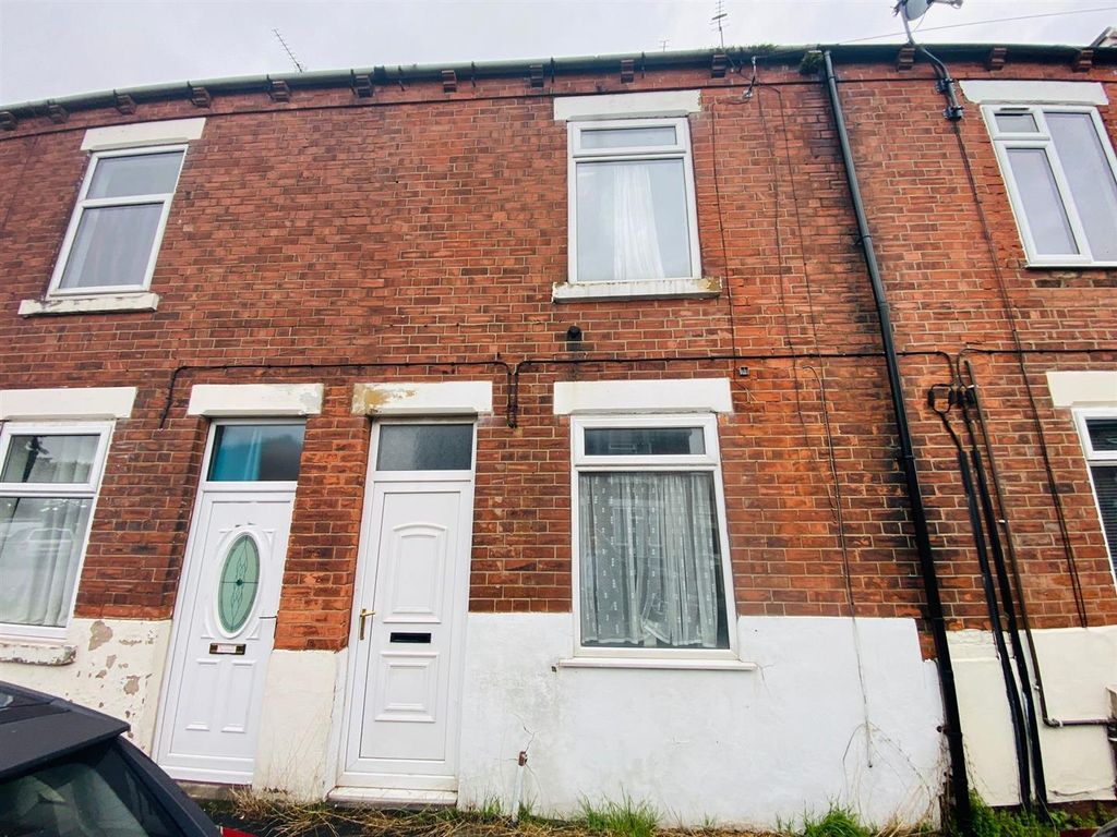 3 bed terraced house for sale in Kitchener Street, Selby YO8, £80,000