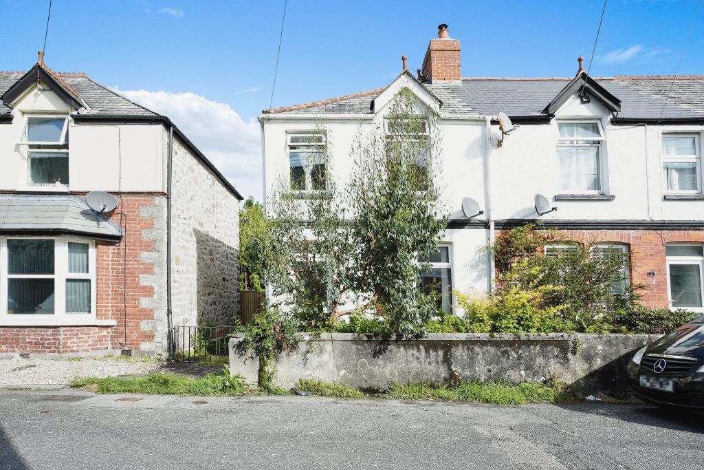 2 bed end terrace house for sale in New Street, Bugle, Saint Austell PL26, £158,000