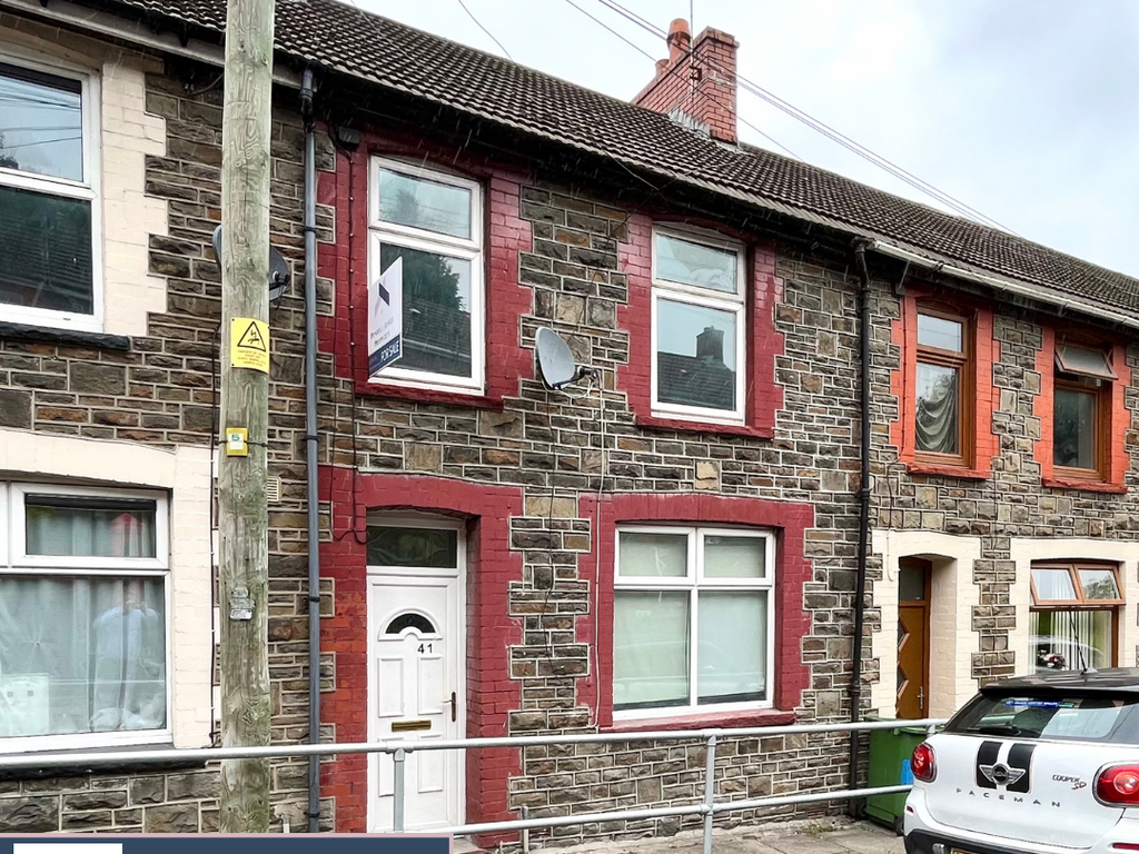 3 bed terraced house for sale in Pentwyn Avenue, Mountain Ash, Mid Glamorgan CF45, £79,000