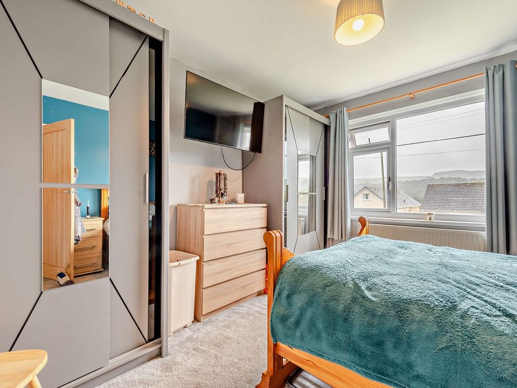 3 bed semi-detached bungalow for sale in Derwen Gardens, Adpar, Newcastle Emlyn SA38, £192,000