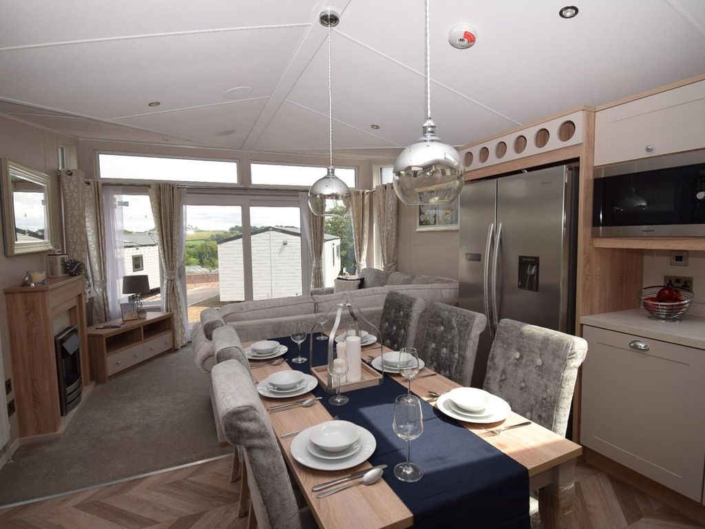 3 bed lodge for sale in Gibbs Lane, Morcombelake, Bridport DT6, £144,950